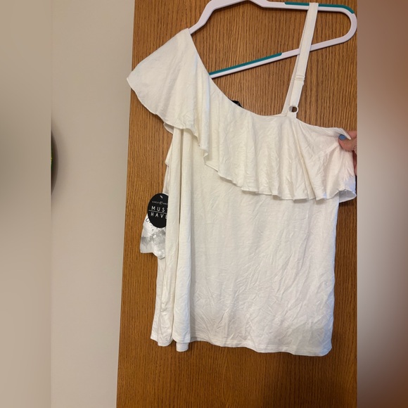 White One-Shoulder Ruffle Top - Picture 5 of 5